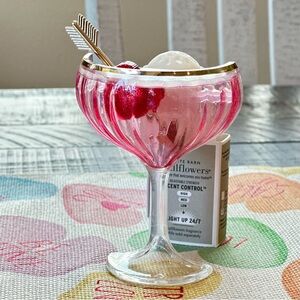 Bath & Body Works Valentine's Day Drink Wallflowers Fragrance Plug